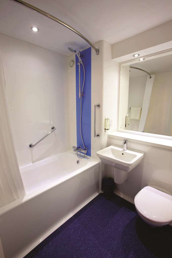 Travelodge Northwich Lostock Gralam ห้อง รูปภาพ